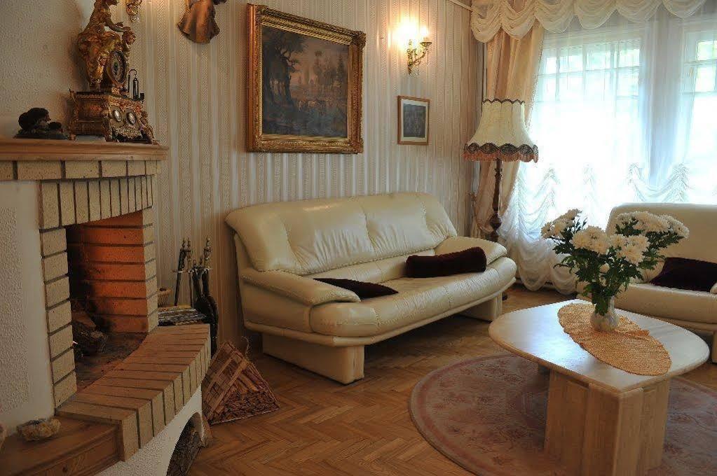 Villa Leonardo Ventspils Extérieur photo