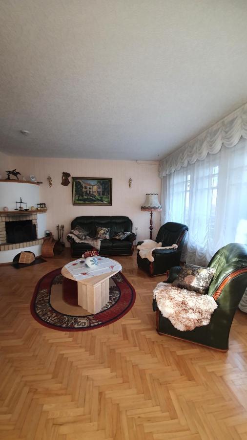 Villa Leonardo Ventspils Extérieur photo