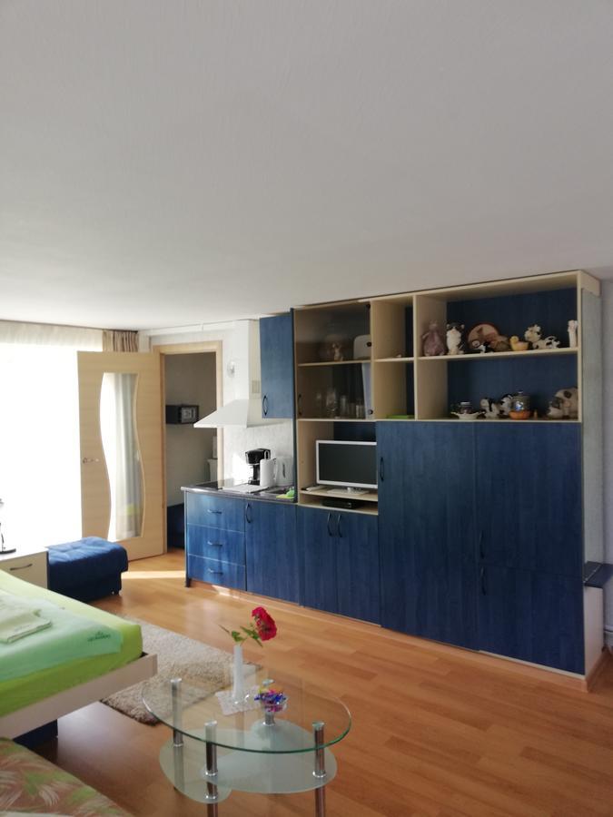 Villa Leonardo Ventspils Extérieur photo